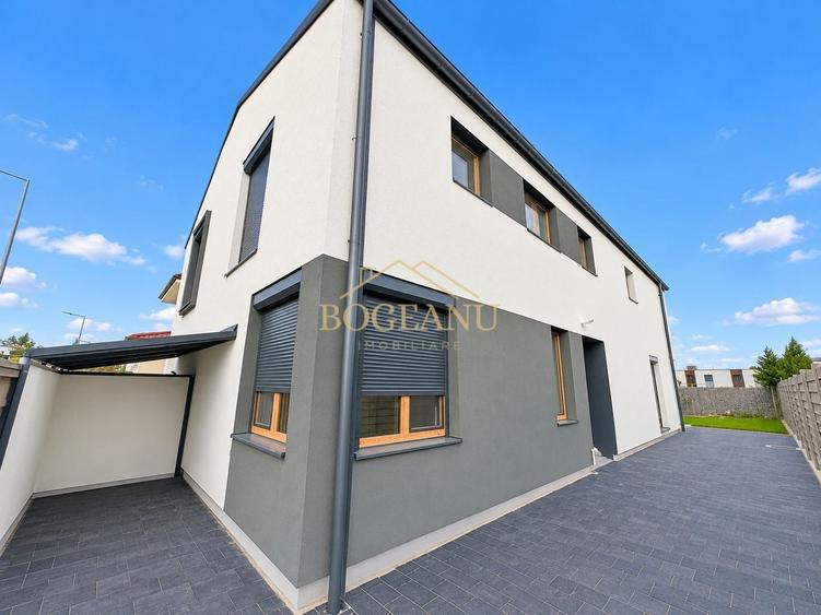 Duplex cu 5 camere cu Canalizare în Aradului