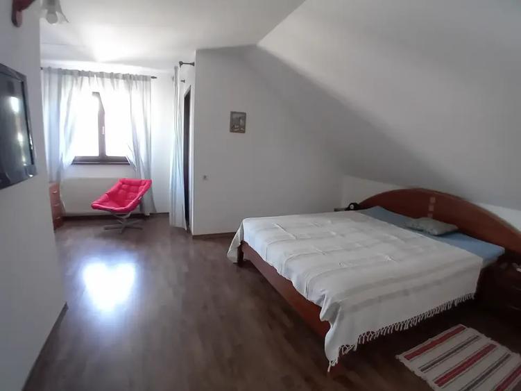 Casă individuală cu 5 camere cu Canalizare în Mogoșoaia