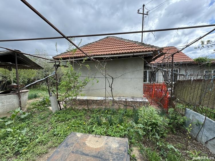 Casă cu 3 camere în Babadag