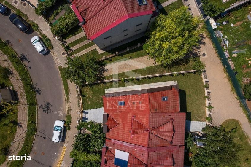 Casă cu 4 camere în Pipera