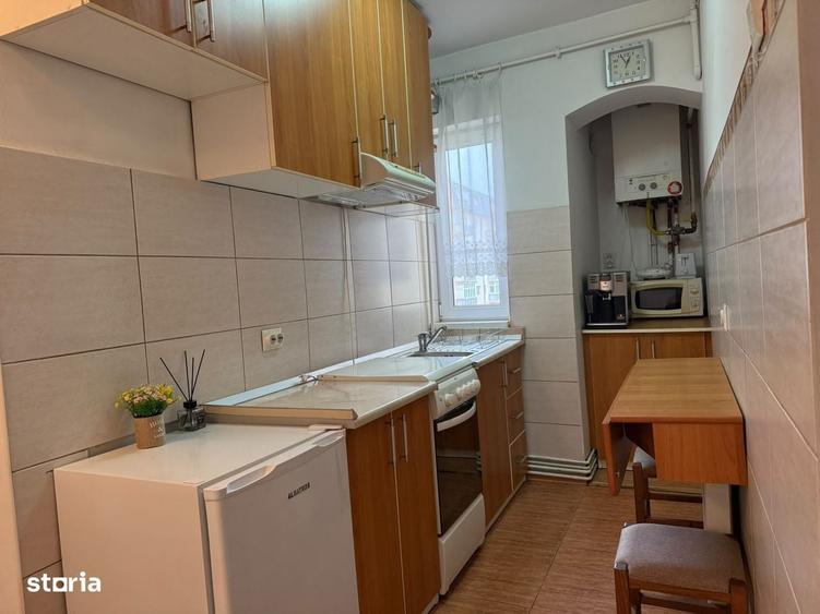 Apartament cu 3 camere semidecomandat în Șelimbăr