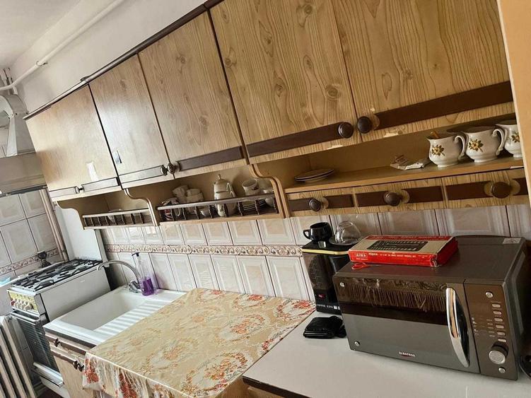 Apartament cu 2 camere decomandat în Mărăței