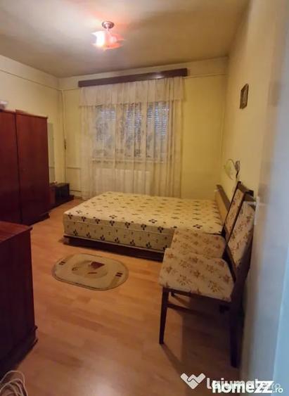 Apartament cu 2 camere decomandat în Vest