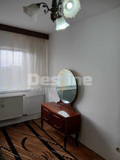 Apartament cu 2 camere semidecomandat, mobilat în Dumbrăvița