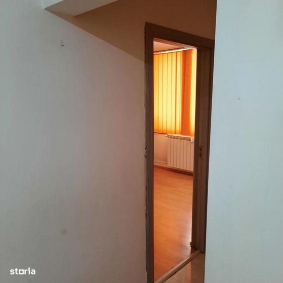 Apartament cu 4 camere în Militari