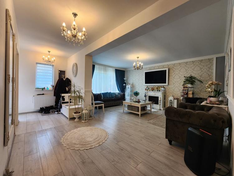 Casă individuală cu 3 camere cu Teren 360 Mp în Lunca Cetățuii