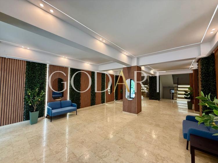 Apartament cu 4 camere decomandat în Sisești