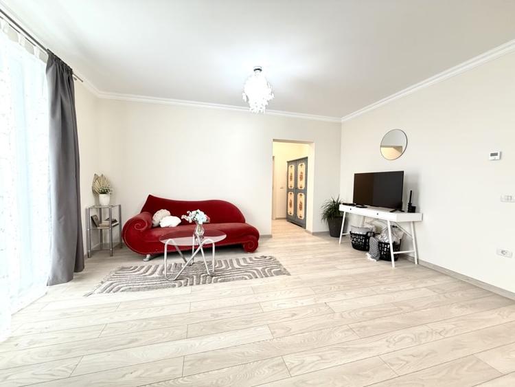 Apartament cu 2 camere semidecomandat, mobilat în Giroc — fotografia 1