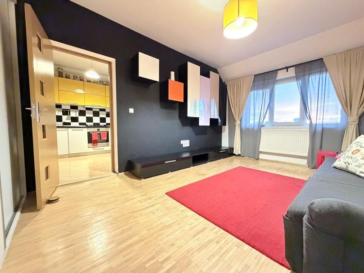 Apartament cu 3 camere decomandat, mobilat în Aradului