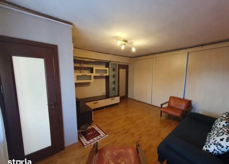 Apartament 3 camere -  decomandat - 3