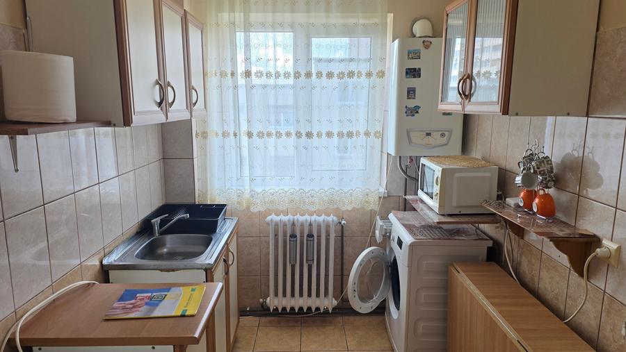 Vand apartament 2 camere cu intrari separate in Deva, Al. Jiului, mobilat - 4