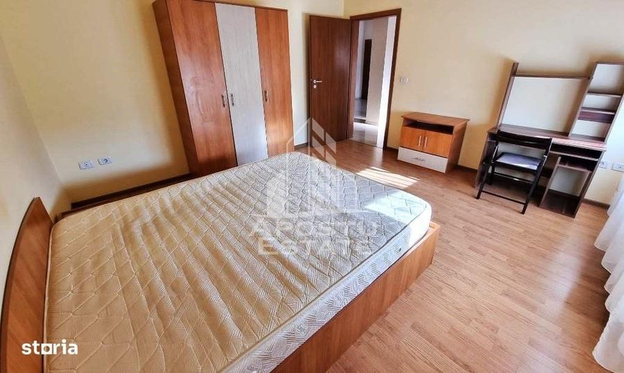 Apartament cu 3 camere în Andrei Șaguna