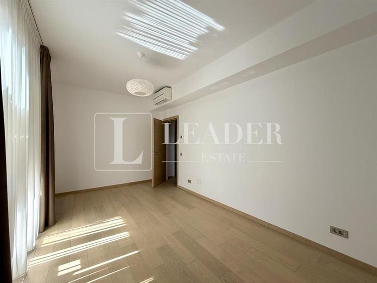 Apartament cu 3 camere decomandat, mobilat în Universitate