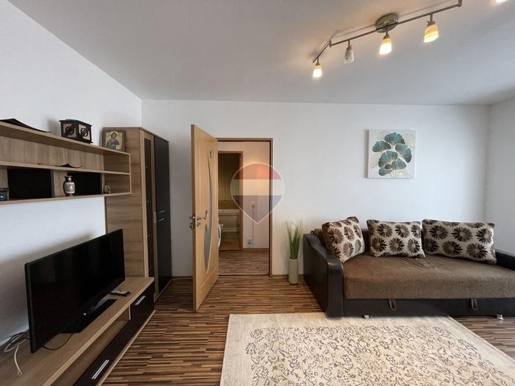 Apartament cu 2 camere semidecomandat, mobilat în Drumul Taberei