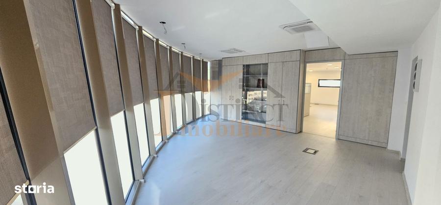 Spațiu comercial, de 218 mp, în Ultracentral