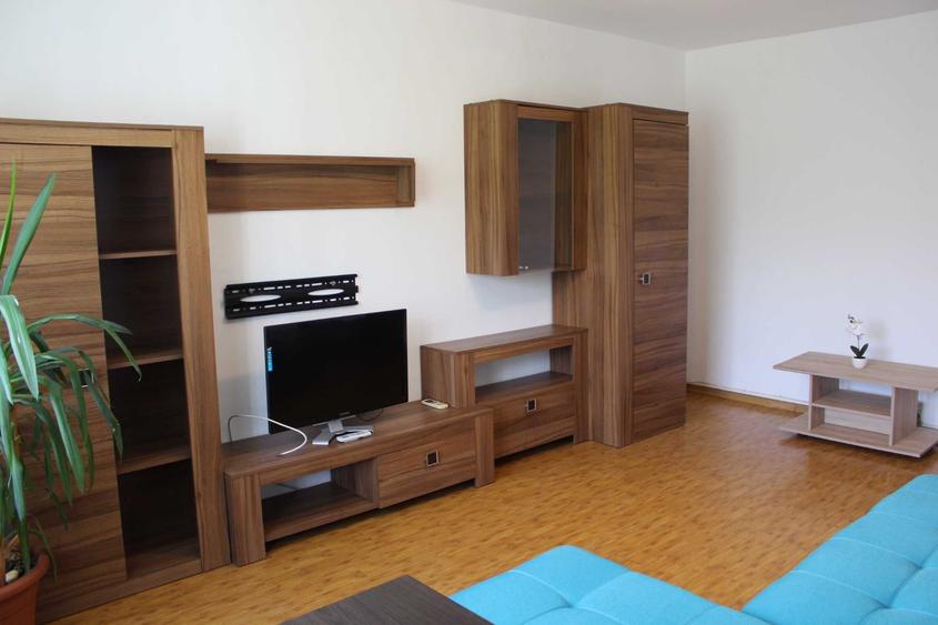 Inchiriez apartament 3 camere decomandate, 75 mp Zona linistita, aproape de scoli si parc - 4