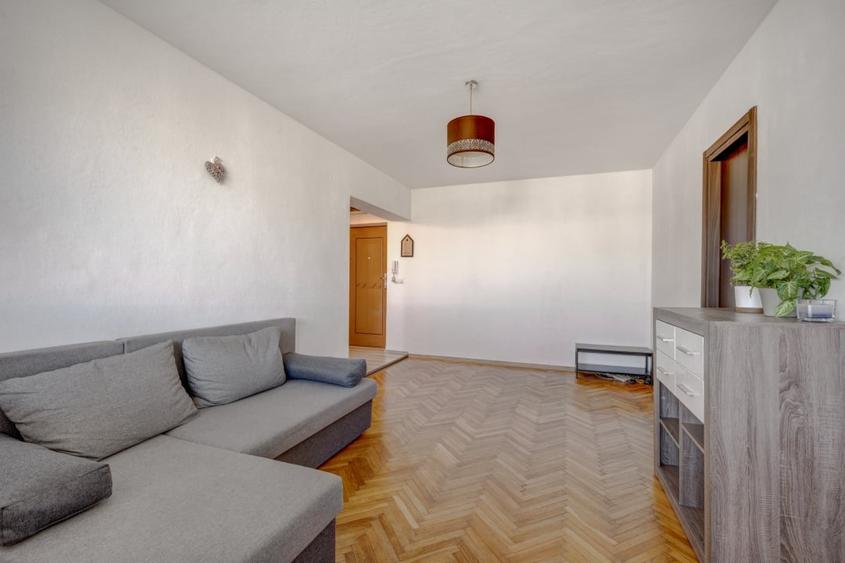 Apartament cu 2 camere semidecomandat în Giulești