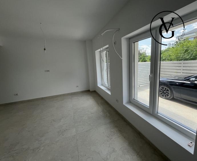 Duplex cu 5 camere cu Canalizare în Theodor Pallady