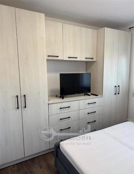 Apartament cu 2 camere decomandat în Galata