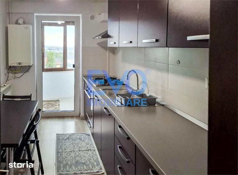 Apartament cu 2 camere decomandat în Galata