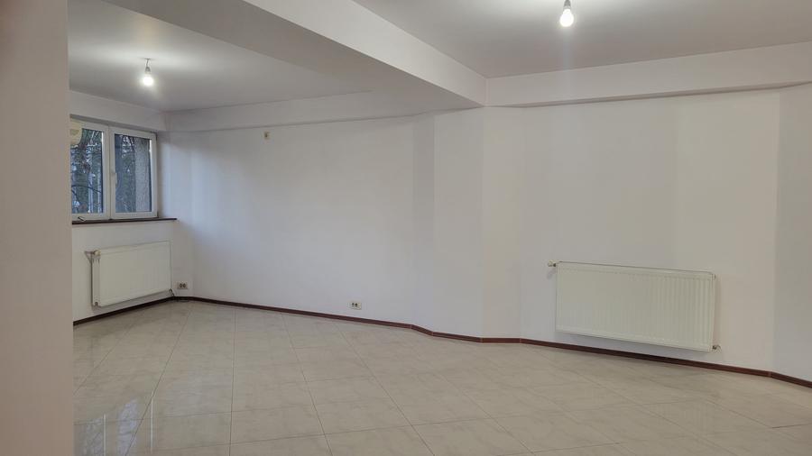 Birou, de 150 mp, în Drumul Sării