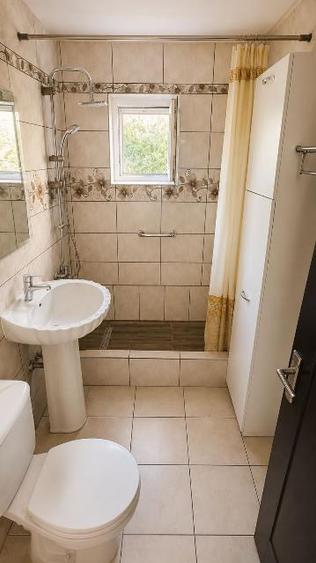Apartament cu 3 camere decomandat, mobilat în Astra