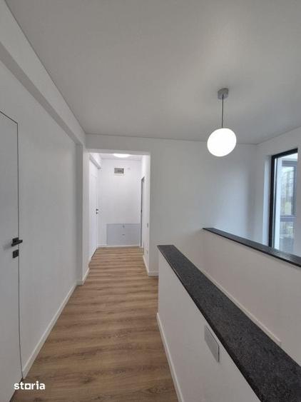 Casă cu 4 camere cu Teren 204 Mp în Palazu Mare