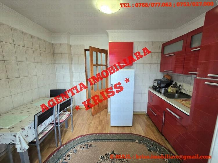 Apartament cu 3 camere decomandat în Exercițiu