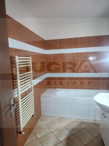 Apartament cu 2 camere decomandat în Apahida