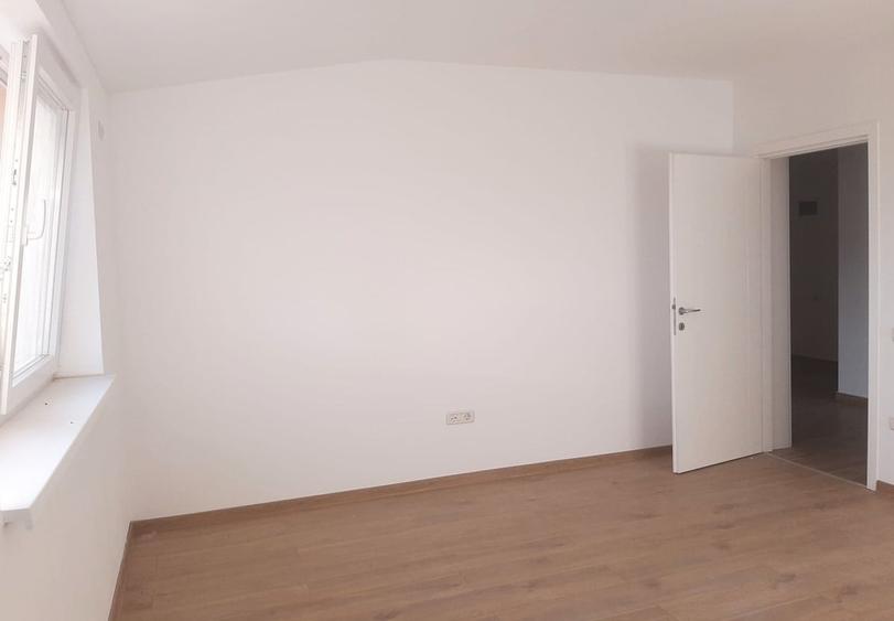 Apartament cu 2 camere decomandat în Sud