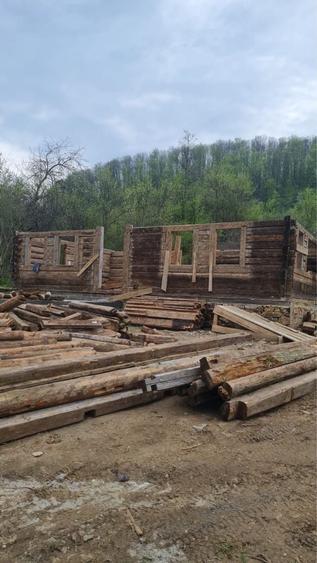 Casă cu 3 camere în Groși