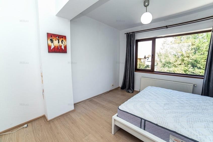 Apartament cu 3 camere decomandat, mobilat în Străulești