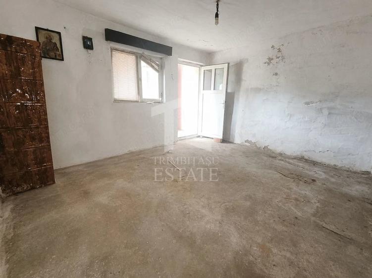 Casă cu Teren 167 Mp în Valu lui Traian