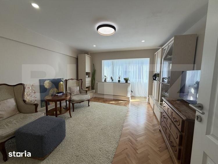 Apartament cu 4 camere decomandat în Central