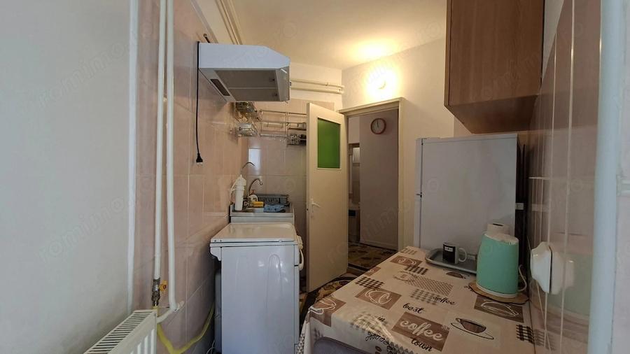 Garsonieră decomandată, mobilată în Faleză