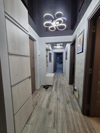 Apartament cu 2 camere decomandat în Tei