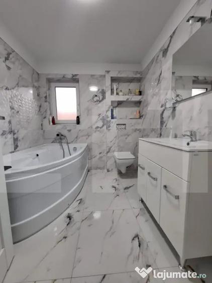 Casă cu 5 camere cu Teren 551 Mp în Central