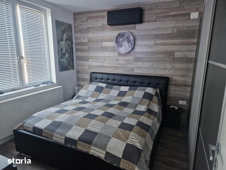 Spațiu comercial, de 400 mp, în Iosia
