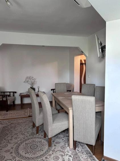 Apartament cu 3 camere decomandat în Micro 16