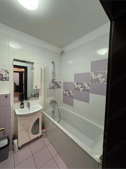 Apartament cu 2 camere decomandat, mobilat în Ronaț