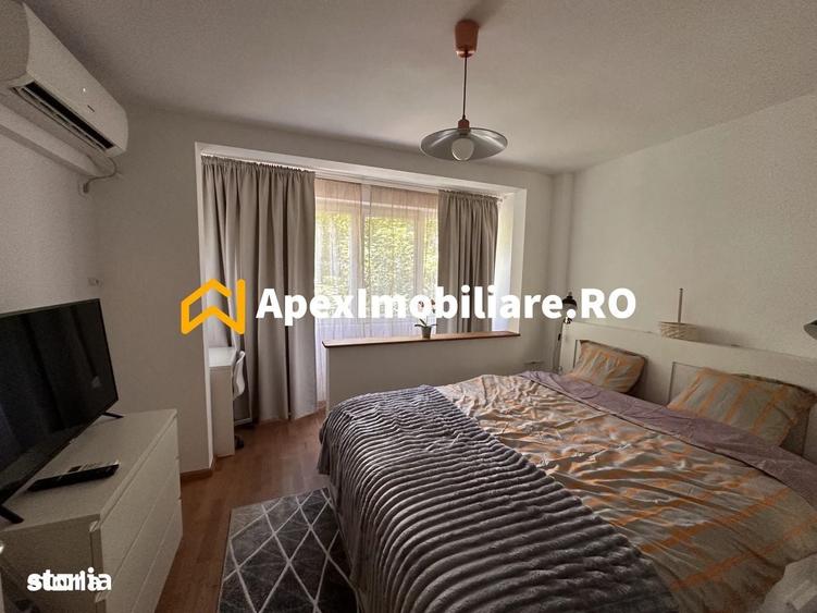 Apartament cu 2 camere decomandat în Universitate