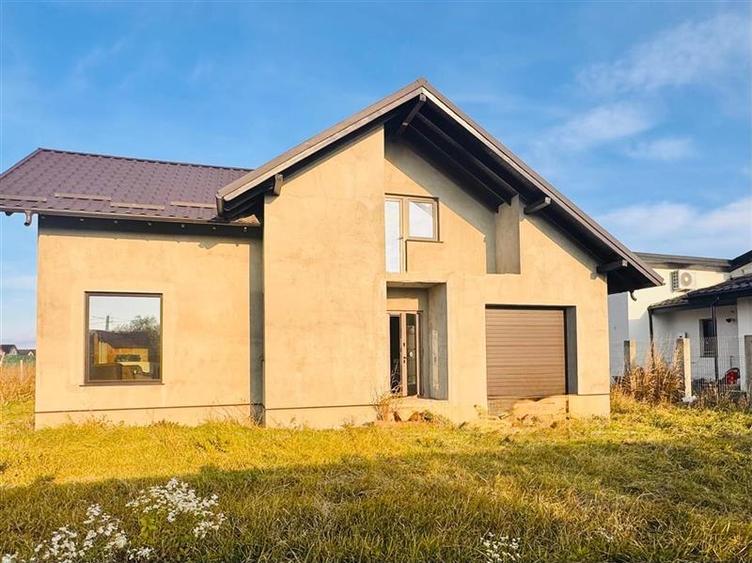 Casă individuală cu 5 camere cu Teren 650 Mp în Vorovești