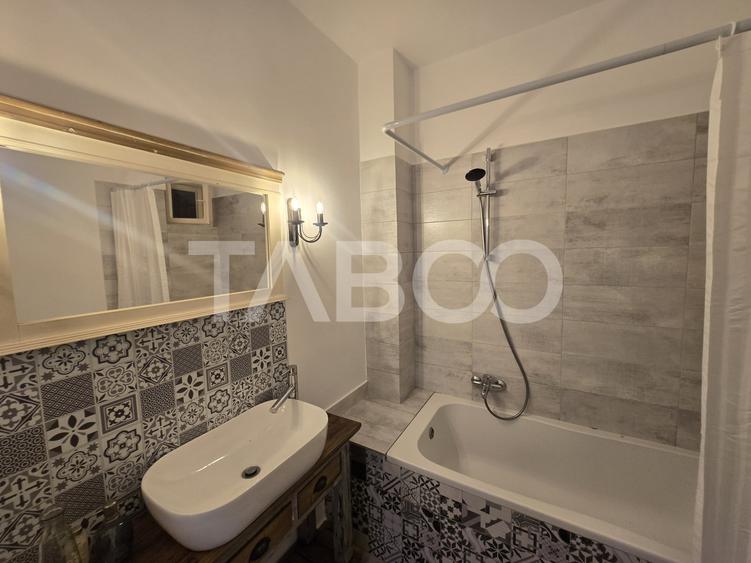 Apartament cu 4 camere decomandat, mobilat în Mihai Viteazul