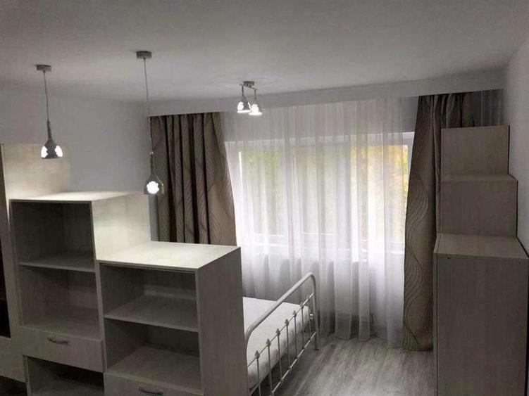 Garsonieră decomandată, mobilată în Tătărași