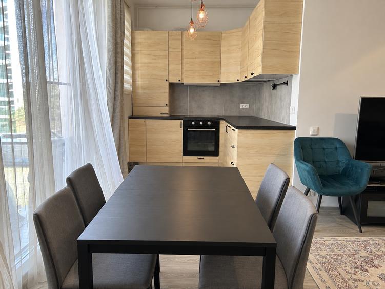 Apartament cu 2 camere decomandat în Barbu Văcărescu