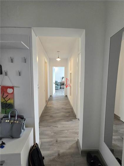 Apartament cu 2 camere decomandat în Parcul Carol
