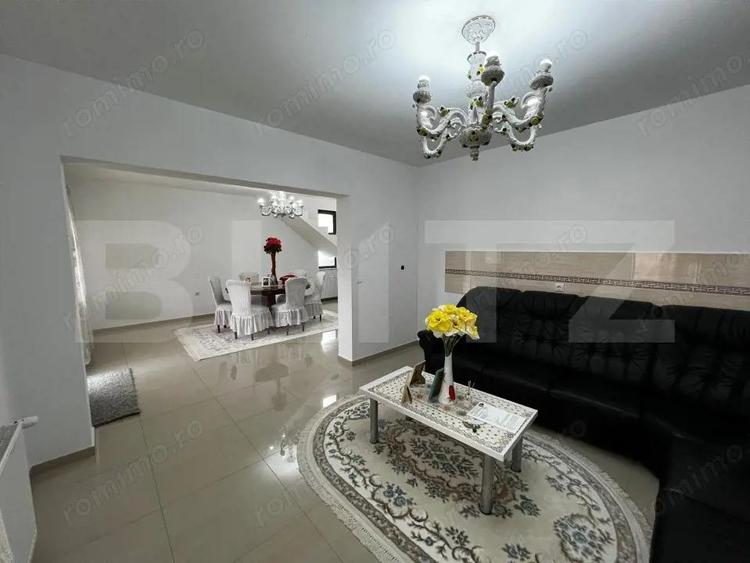 Casă cu Teren 470 Mp în Teiu