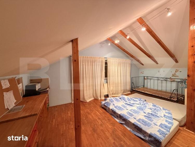 Casă cu 4 camere cu Teren 100 Mp în Siloz