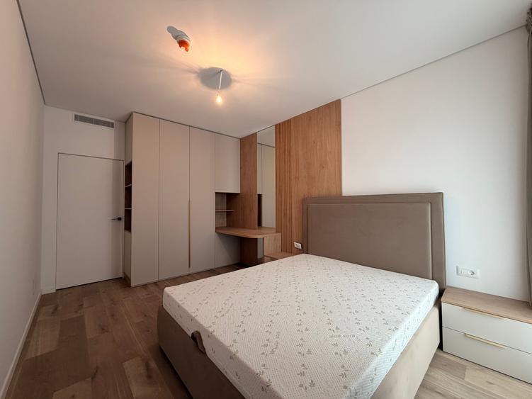 Apartament cu 3 camere, mobilat în Politehnica