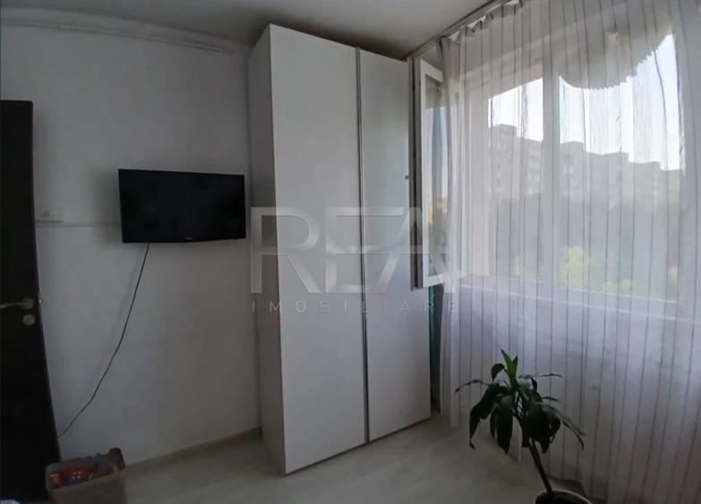 Apartament cu 3 camere decomandat, mobilat în Drumul Taberei